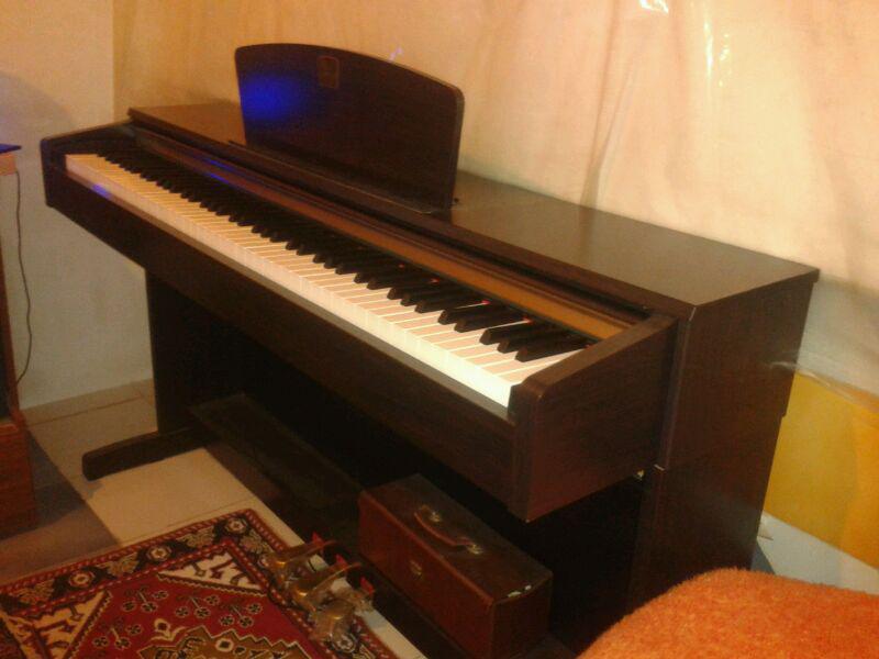 پیانو دیجیتال YAMAHA-Clavinova-clp-320